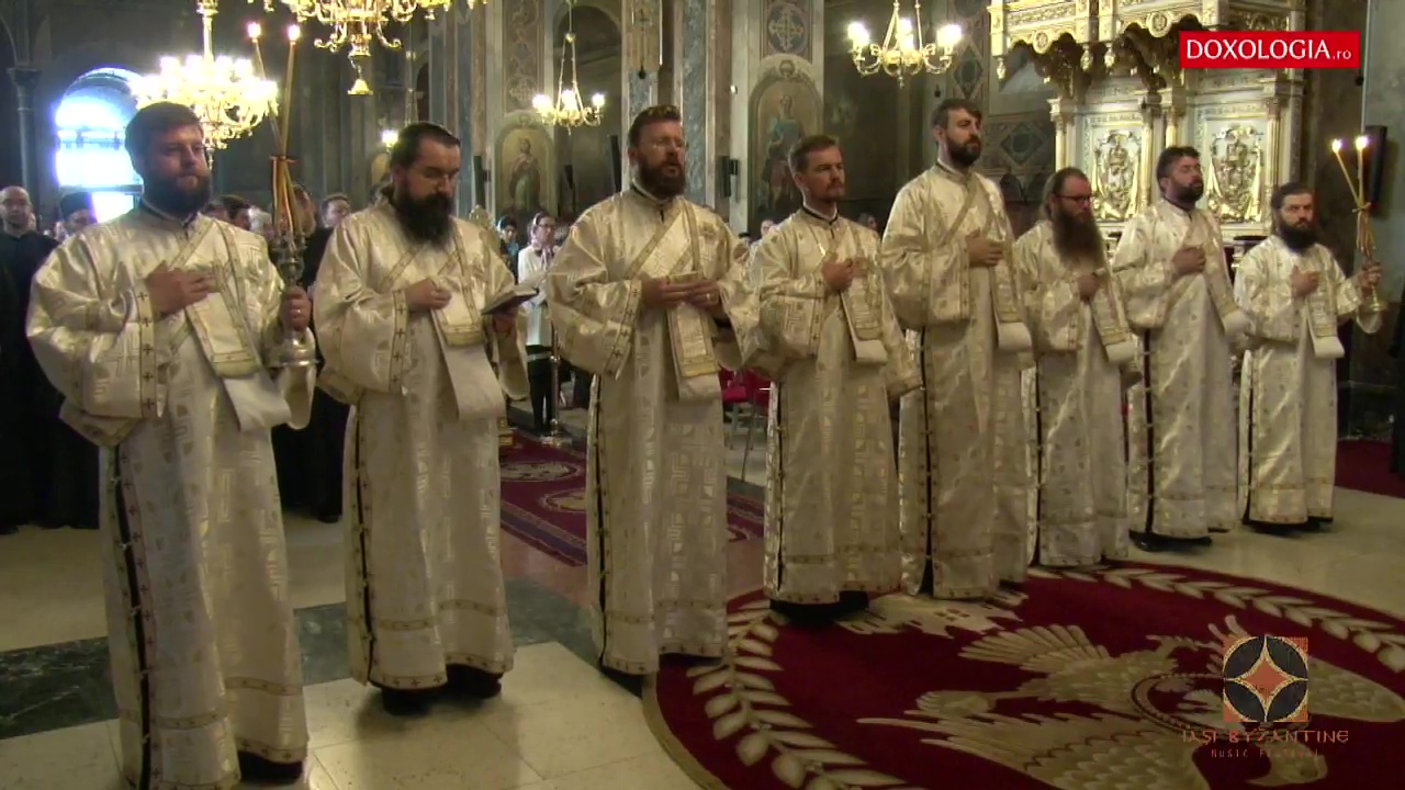 (Video) Sfânta Liturghie din cadrul Festivalului de Muzică Bizantină de la Iași - Catedrala Mitropolitană din Iași