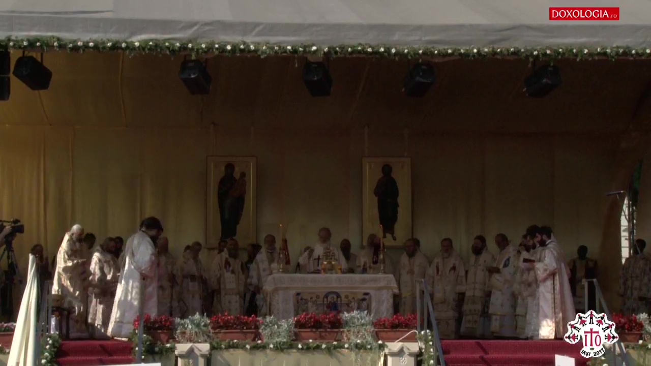 (Video) Sfânta Liturghie arhierească din cadrul Întâlnirii Internaționale a Tinerilor Ortodocși, Iași 2017