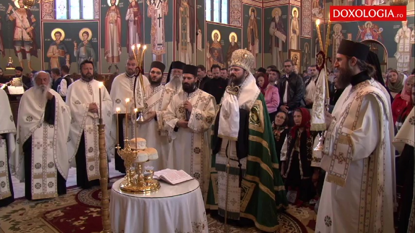 (Video) Slujba de priveghere la sărbătoarea Sfinților Sila, Paisie și Natan, Mănăstirea Sihăstria Putnei, partea a II-a, 15 mai 2017