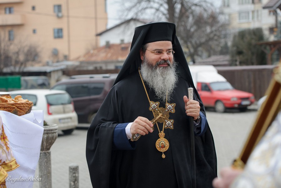 Slujbe arhiereşti în Mitropolia Moldovei şi Bucovinei
