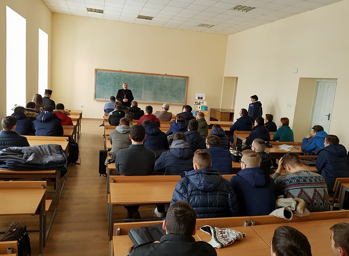 Conferinţă la Chişinău cu titlul „Tinerii creştini în faţa provocărilor secularizante ale lumii de astăzi“