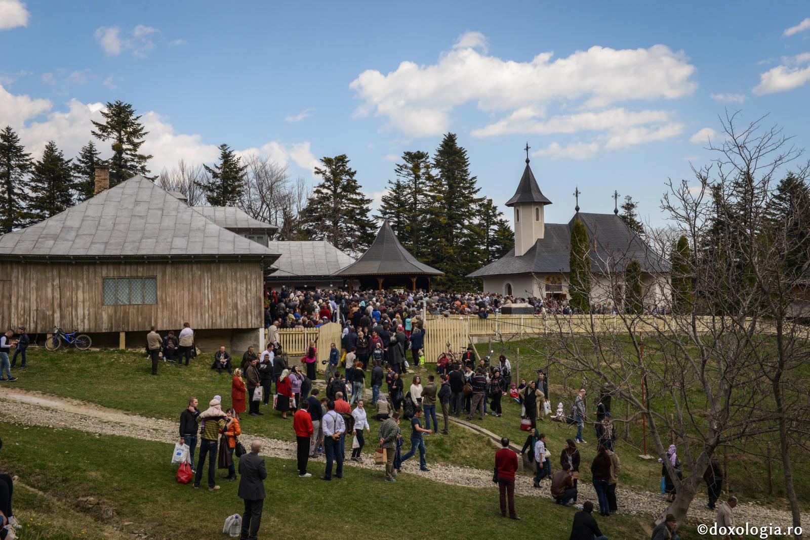 Mănăstirea Horăicioara / Foto: Oana Nechifor Mănăstirea Horăicioara