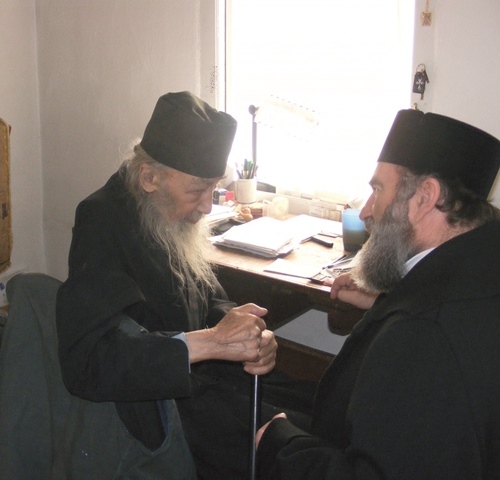 Părintele Petroniu Tănase – un patriarh al Ortodoxiei mărturisitoare Părintele Petroniu Tănase – un patriarh al Ortodoxiei mărturisitoare