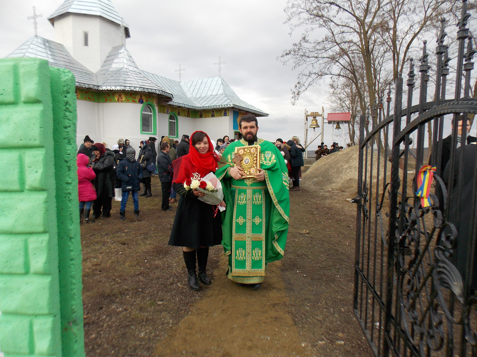 „Clopotul Unirii“ sfinţit de Preasfinţitul Calinic Botoşăneanul