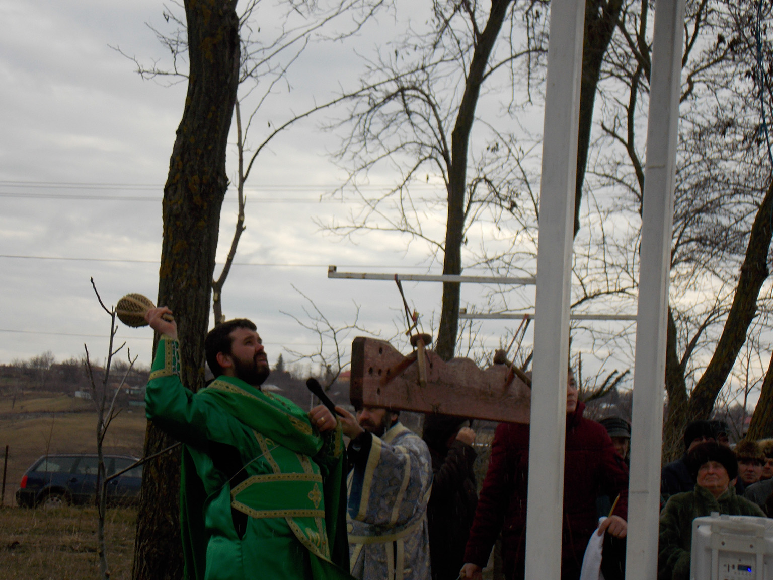 „Clopotul Unirii“ sfinţit de Preasfinţitul Calinic Botoşăneanul