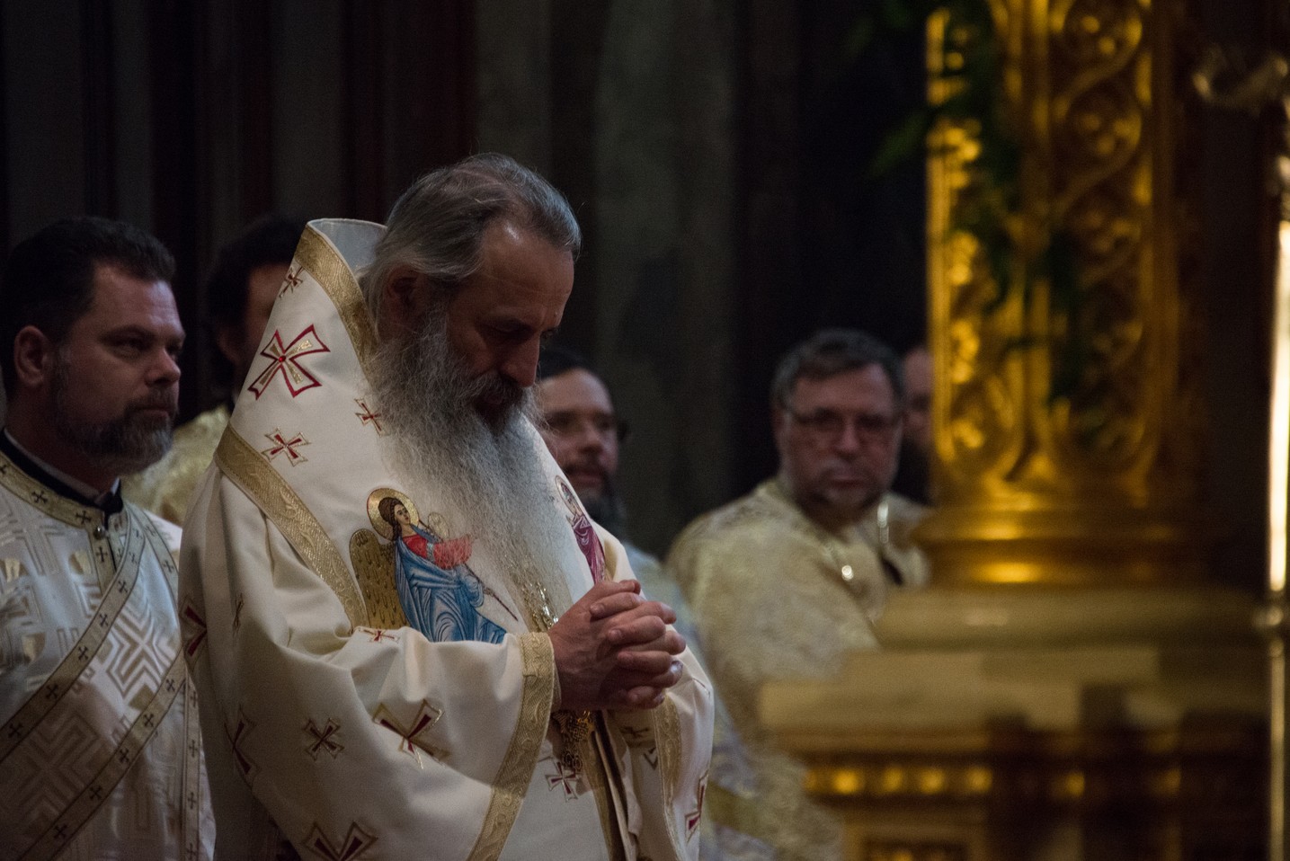 5 ierarhi și zeci de preoți și diaconi, la hramul istoric al Catedralei Mitropolitane din Iași