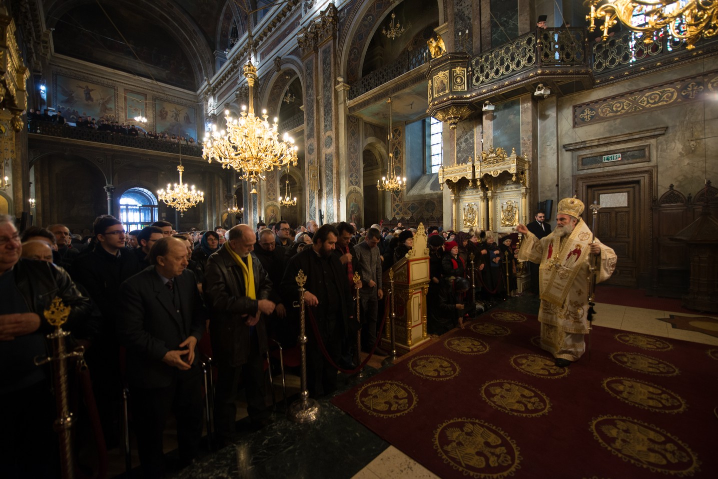 5 ierarhi și zeci de preoți și diaconi, la hramul istoric al Catedralei Mitropolitane din Iași
