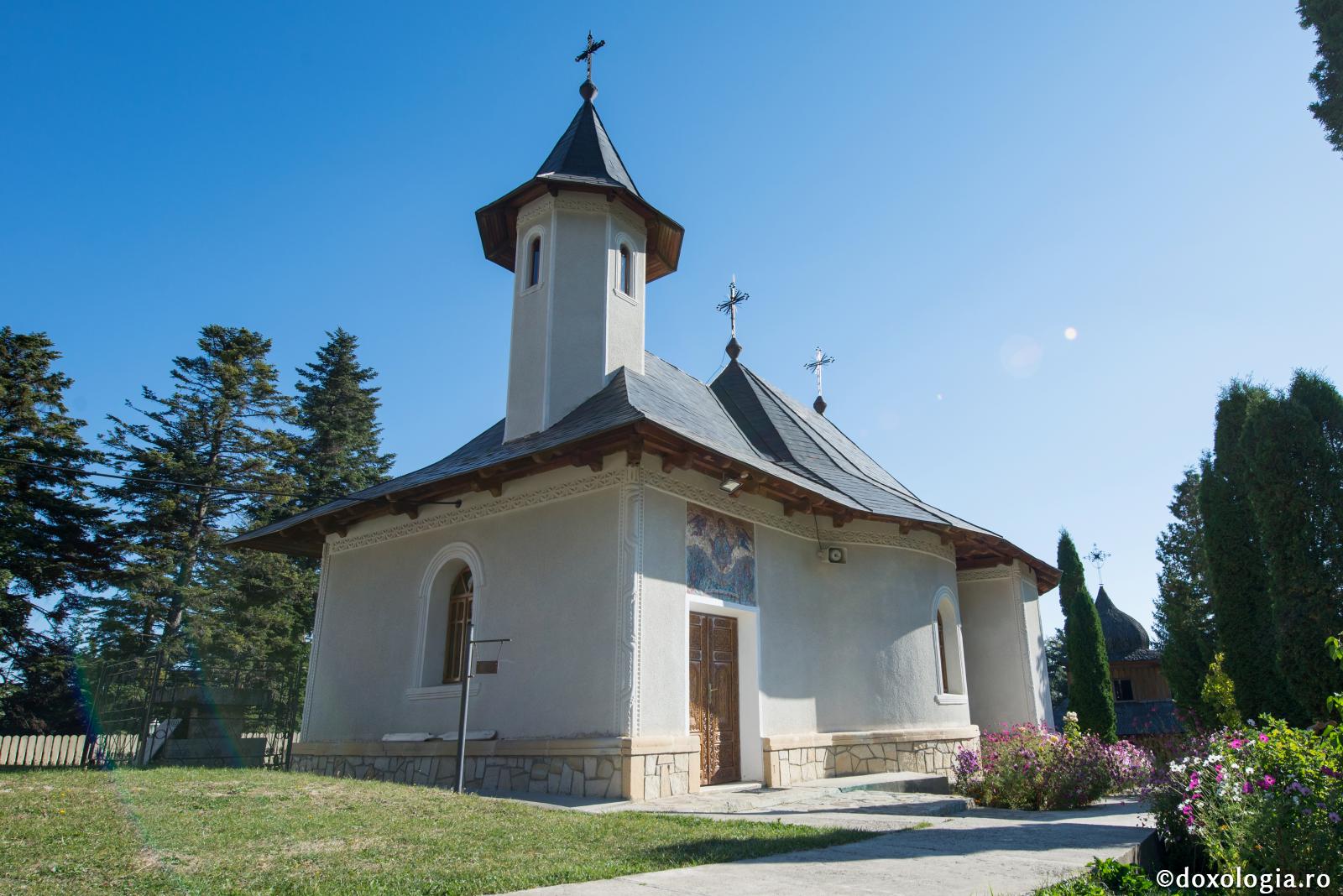 Mănăstirea Horăicioara / Foto: Oana Nechifor Mănăstirea Horăicioara