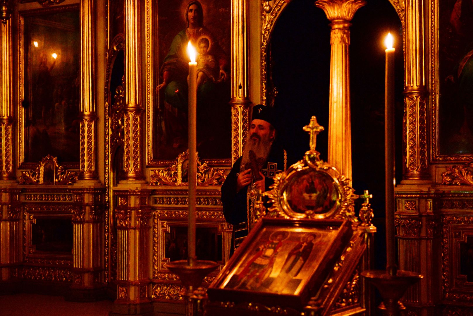 IPS Teofan: ”Canonul cel Mare nu este altceva decât o chemare adresată omului să ceară harul pocăinței” IPS Teofan: ”Canonul cel Mare nu este altceva decât o chemare adresată omului să ceară harul pocăinței”