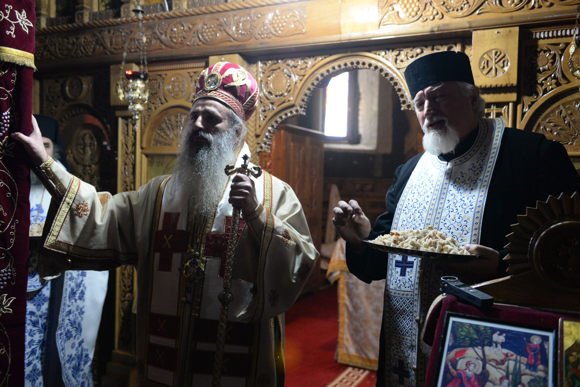 ”Viața creștină și în mod special, vremea Postului, este vreme în care suntem chemați să ne lepădăm de toate lucrurile și vicleniile vrăjmașului”