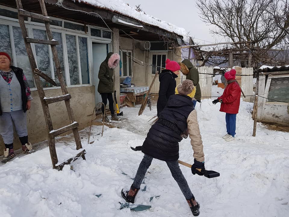 Proiectul „Help Impact“ în Parohia Dumitreştii Gălăţii Proiectul „Help Impact“ în Parohia Dumitreştii Gălăţii