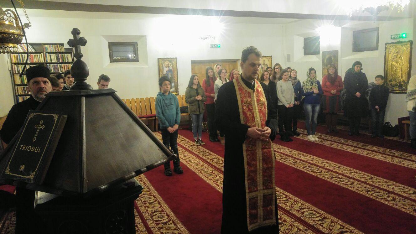 Seară duhovnicească în Parohia „Sfântul Nicolae” din Bistrița