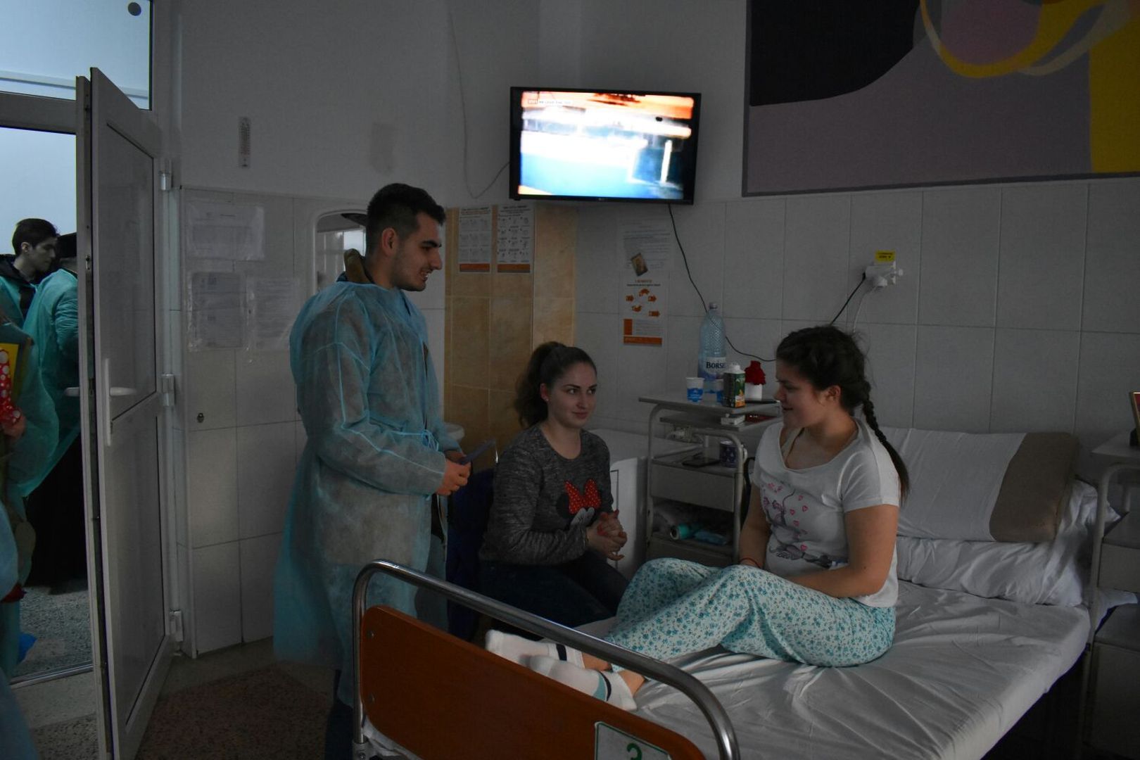 Mărţişoare în dar pacienţilor din Spitalul Judeţean Neamţ