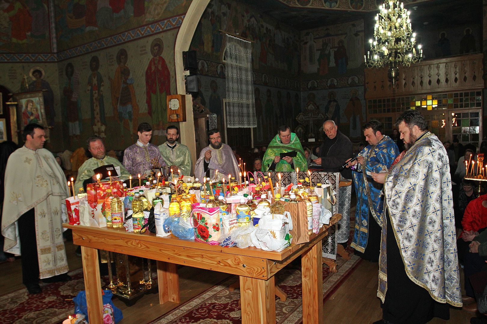 Concert de cântări bisericești în Dorna Candrenilor