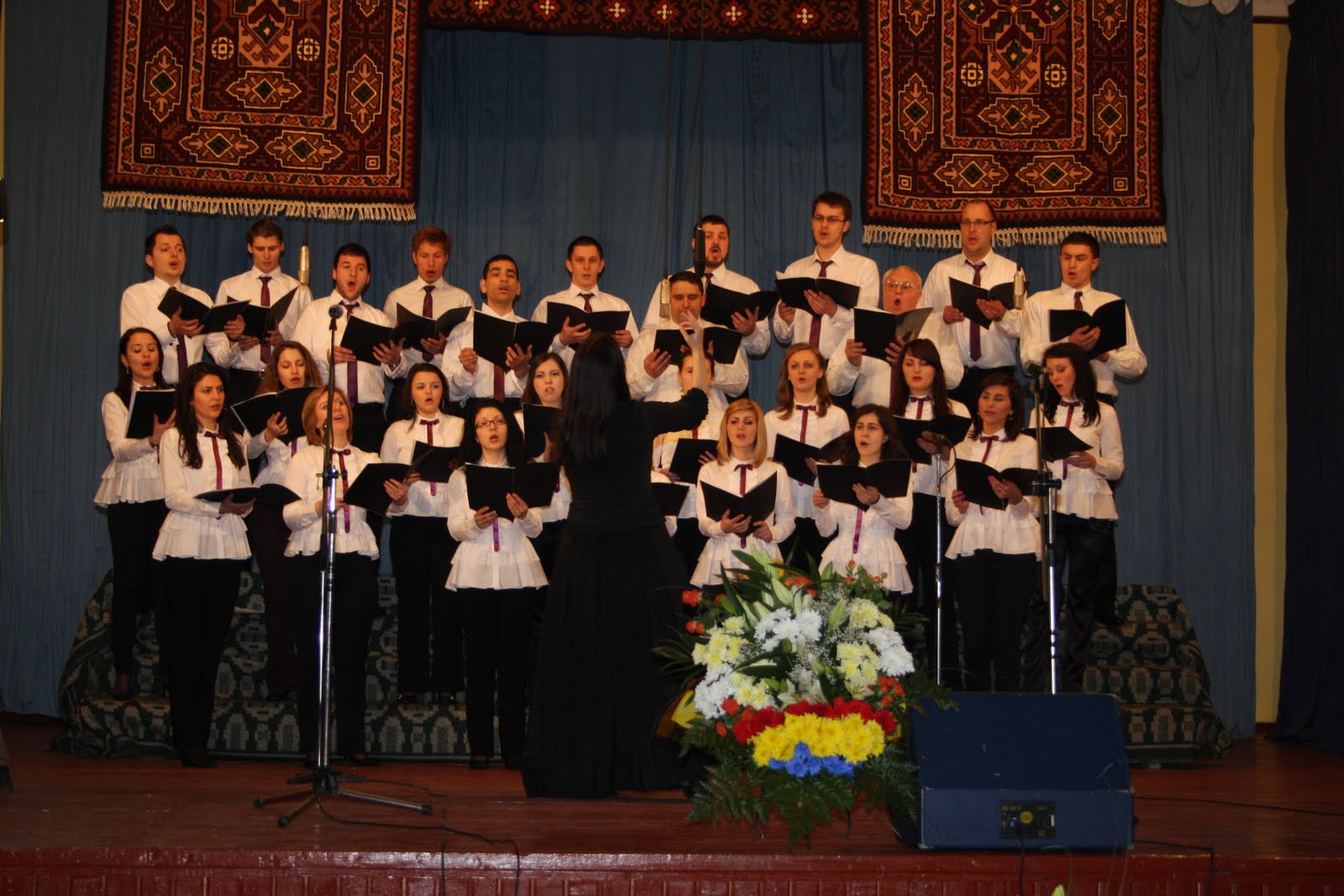 Prima ediţie a Festivalului-Concurs Coral de Muzică Sacră, la Botoşani