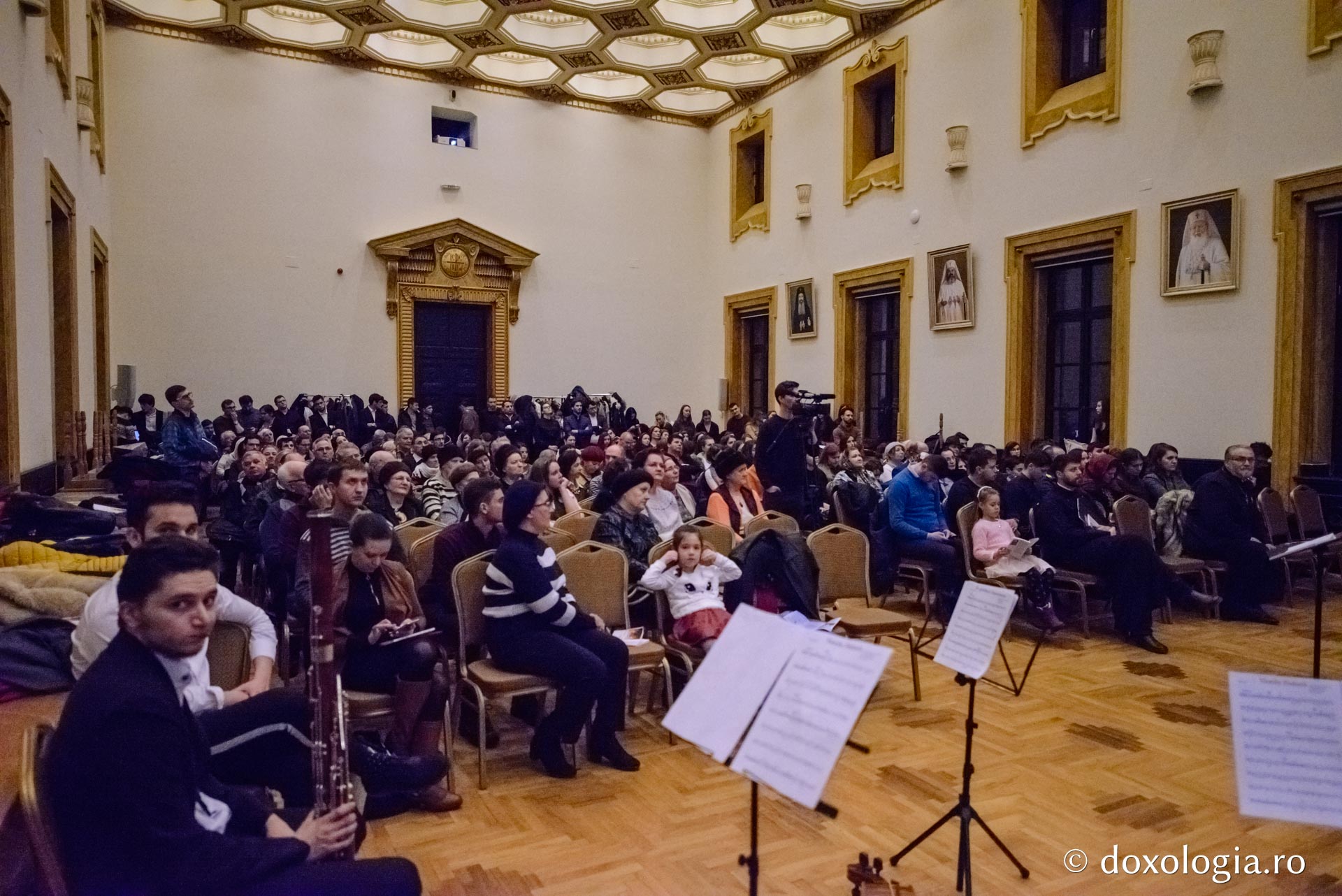 Părintele profesor Stelian Tofană a conferențiat la Iași