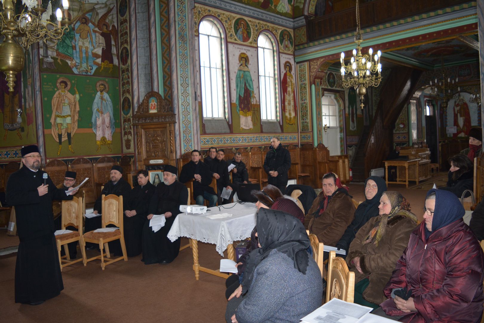 Cateheză demonstrativă în Parohia Ştiubieni
