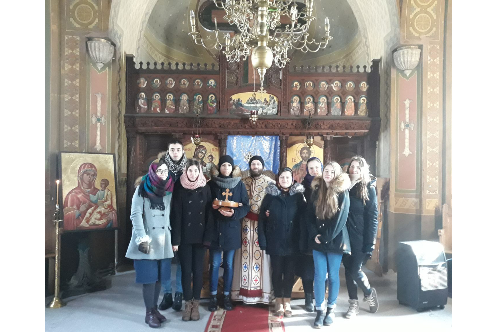 Prietenul adevărat este cel care te pune la picioarele lui Hristos