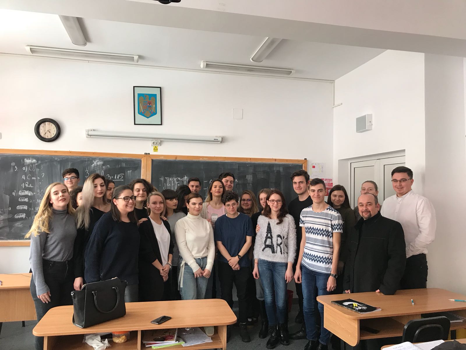 Proiectul educaţional „Dialoguri la ţintă“ în liceele din Iaşi