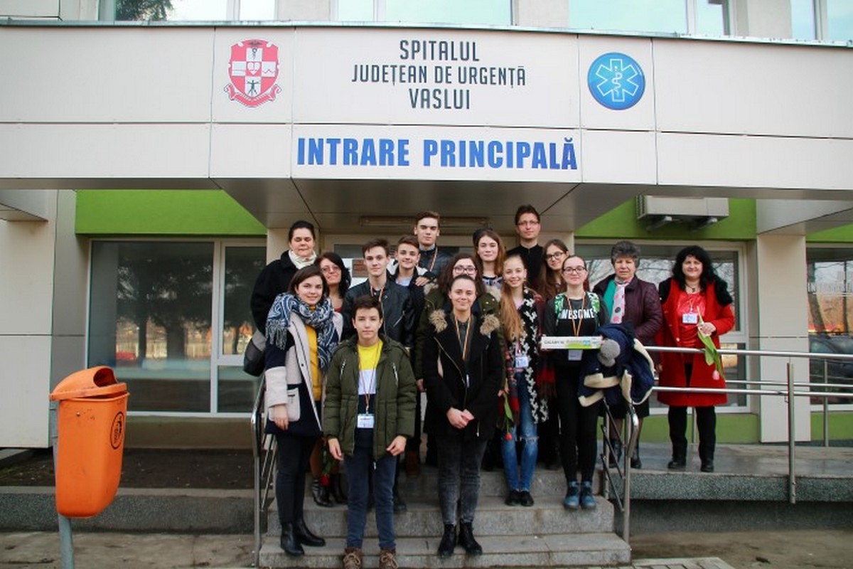 Flori în dar, cu prilejul zilei de 8 martie