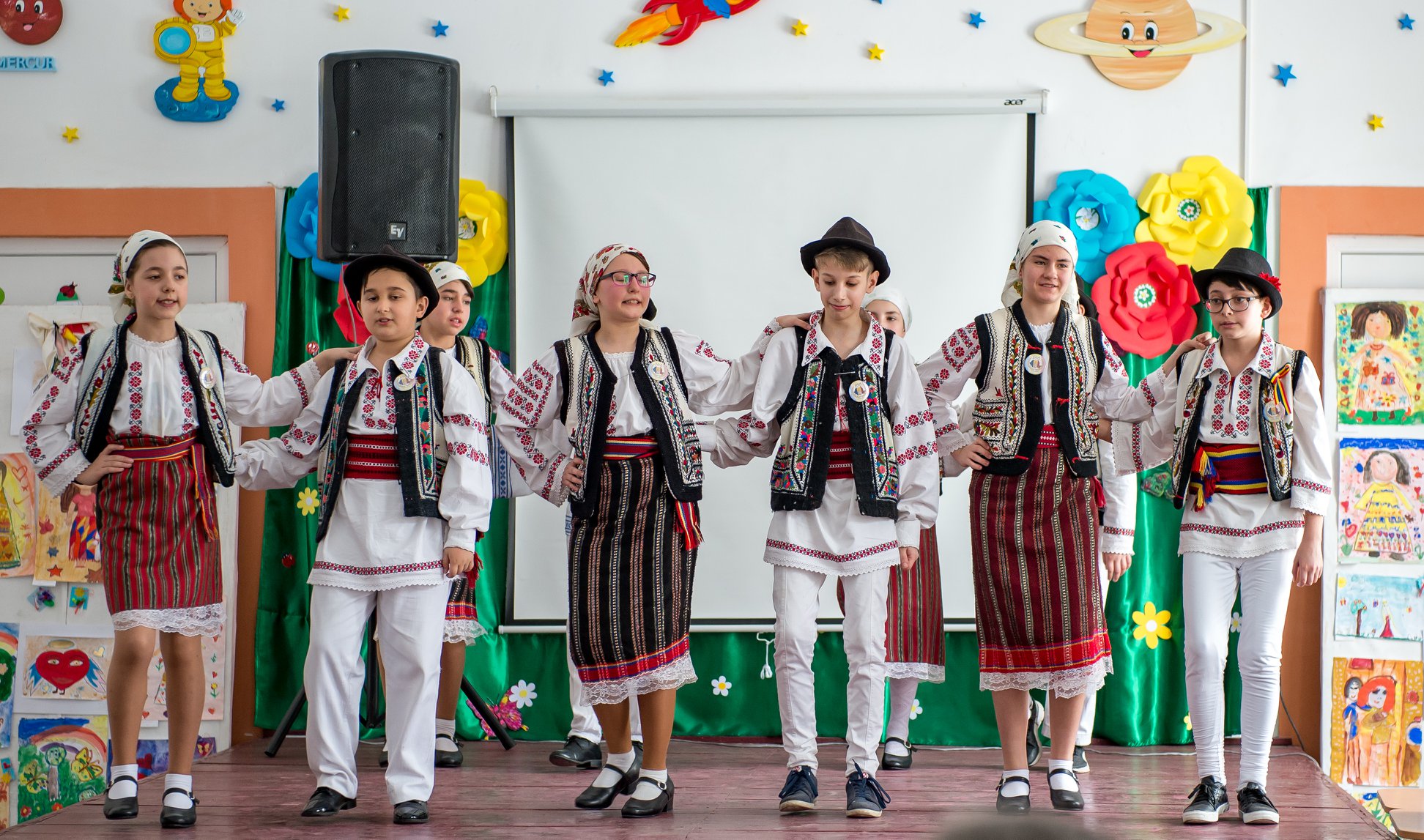 Spectacol omagial în cadrul proiectului „100 mărturii despre credință și unire, prietenie și iubire” dedicat Centenarului Marii Uniri