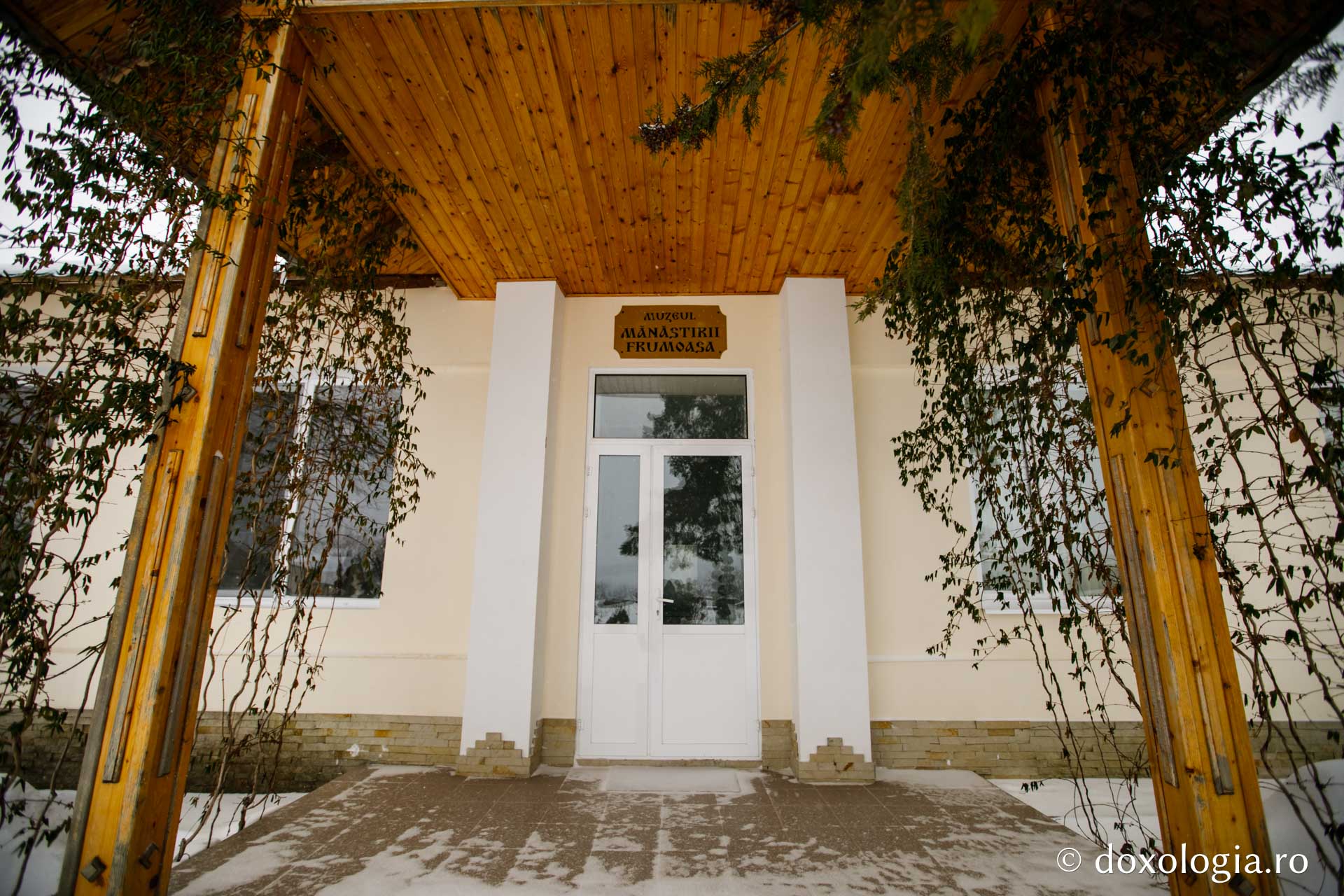 (Foto) Muzeul Mănăstirii Frumoasa din Republica Moldova