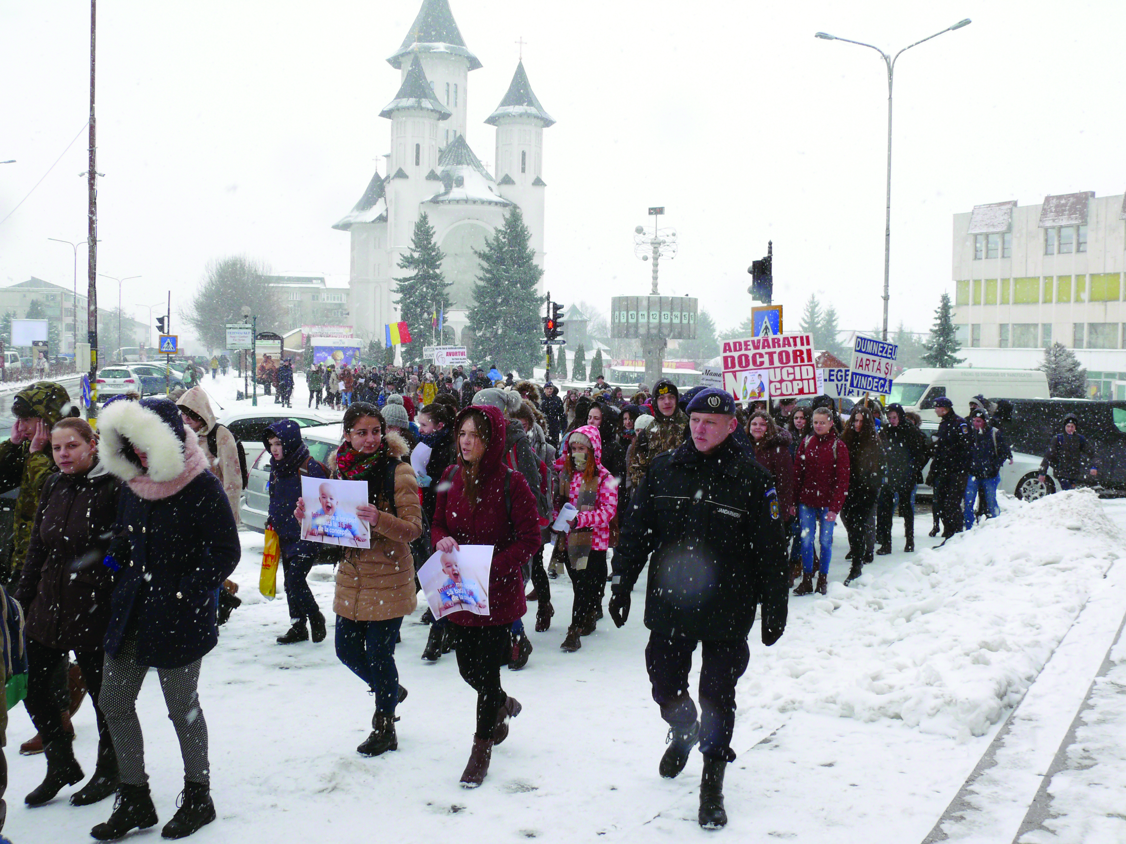 Marşul pentru viaţă, la Fălticeni