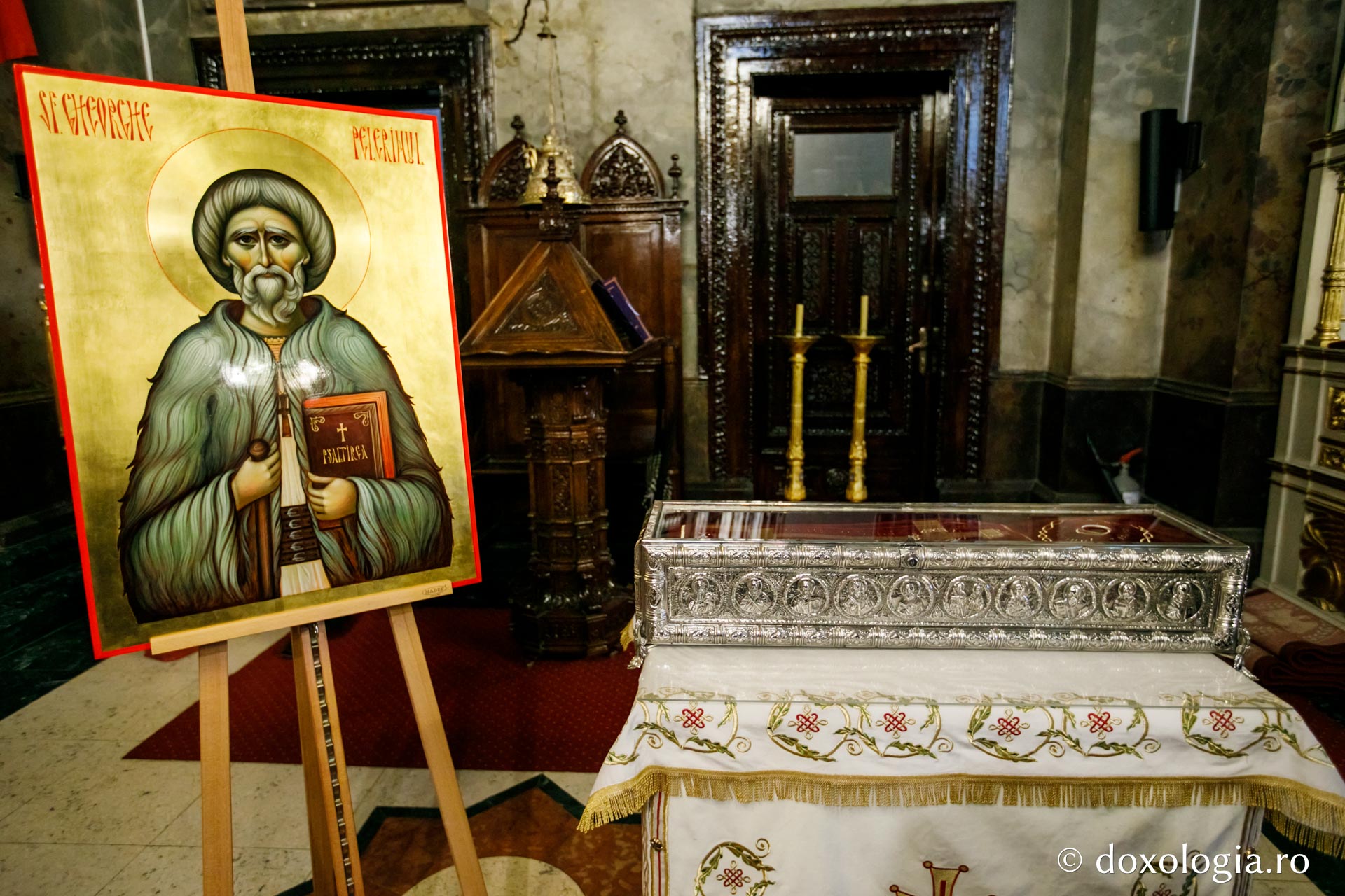 Racla cu moaștele Sfântului Gheorghe Pelerinul