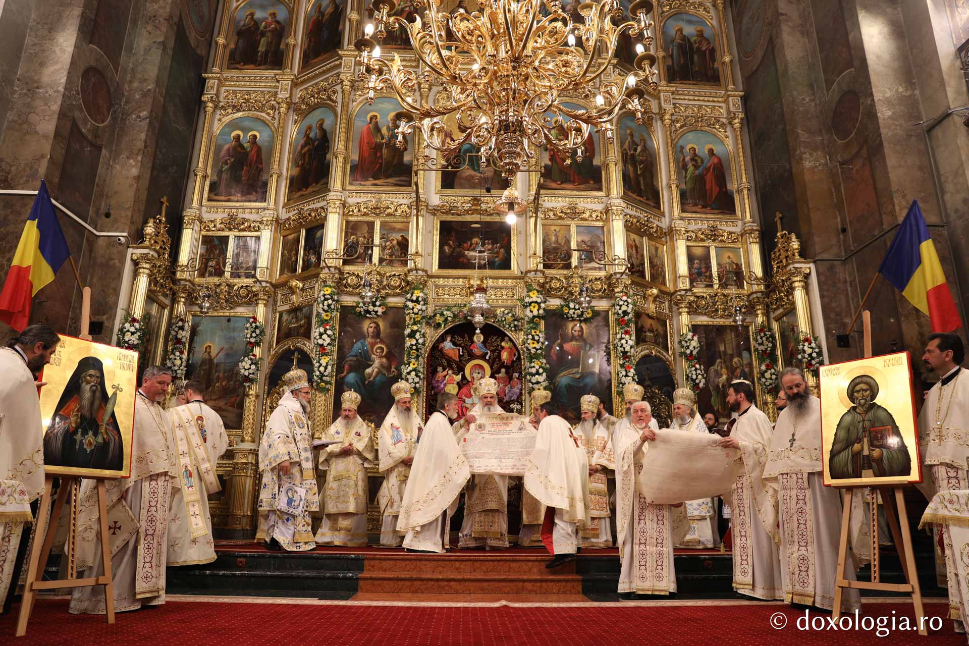 „Comuniunea sfinților întărește unitatea noastră de cuget și simțiri, unitatea noastră de neam”