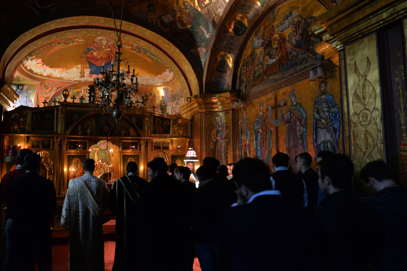 PS Ignatie a slujit la paraclisul Facultăţii de Teologie din Iaşi