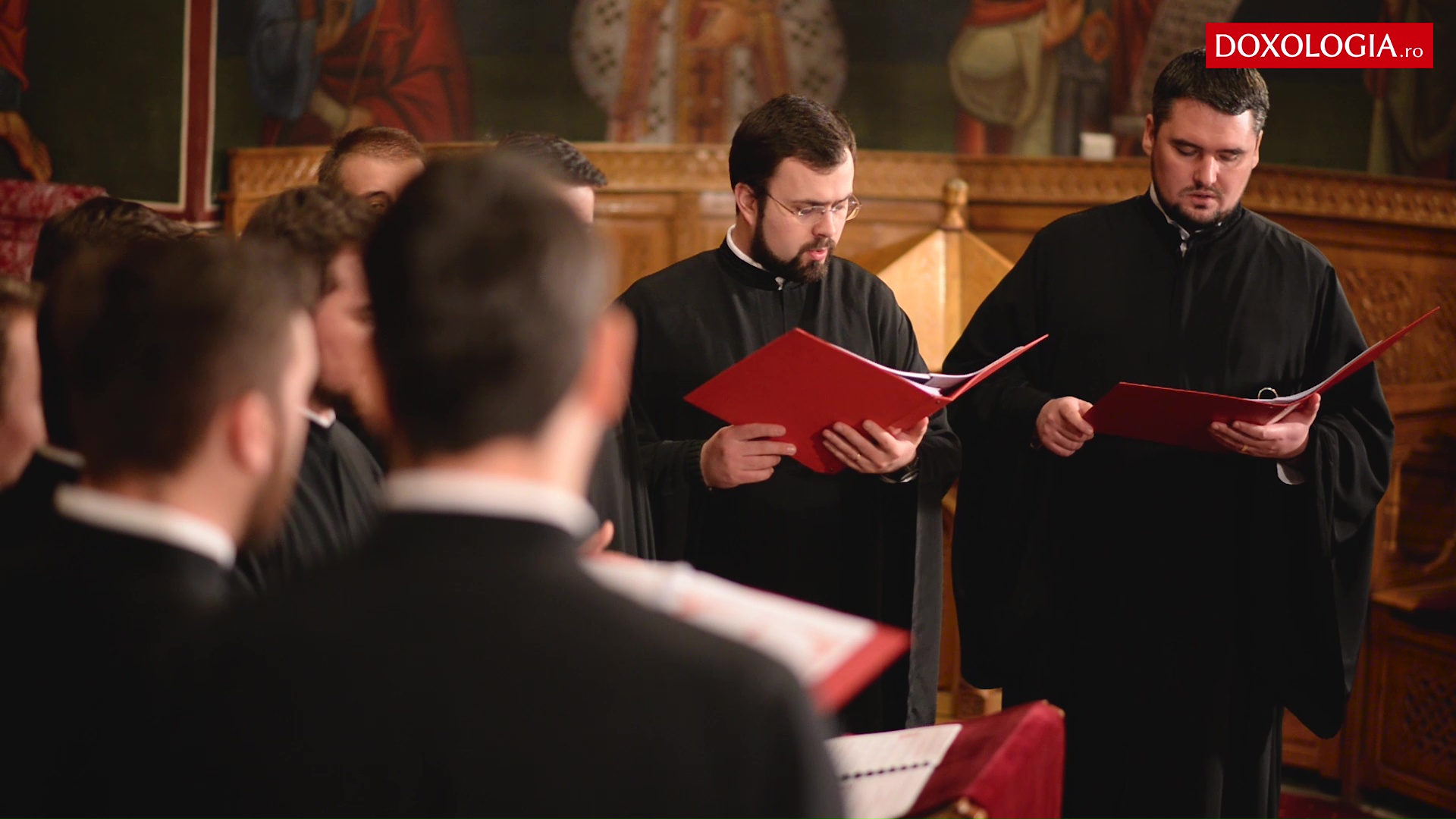 (Video) Stihiri din Slujba Sfântului Iosif cel Milostiv, Mitropolitul Moldovei - Corul Chivotul