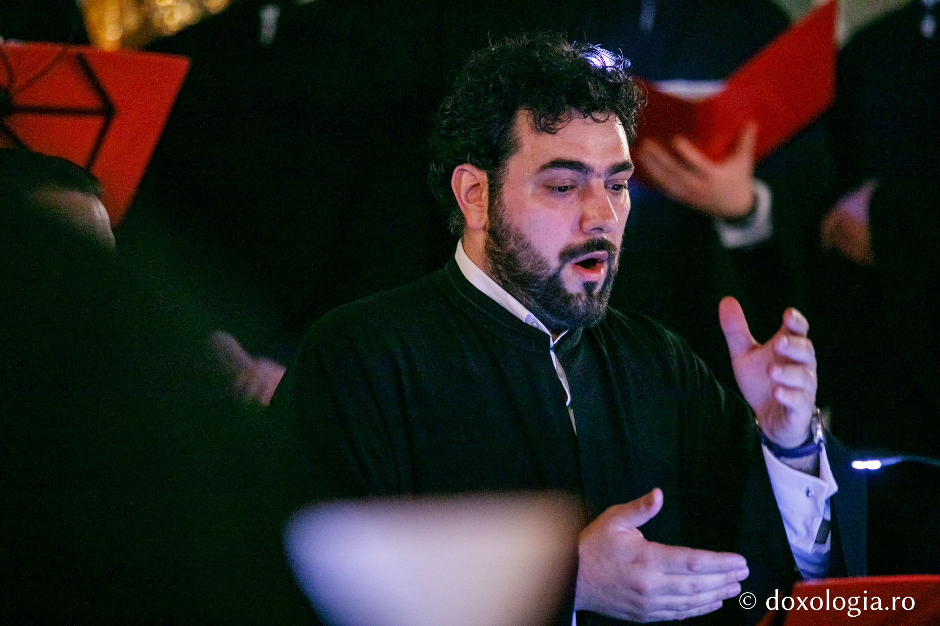 foto: pr. Silviu Cluci Concert „Byzantion“ – Postul Mare în vremea Sfântului Paisie de la Neamț