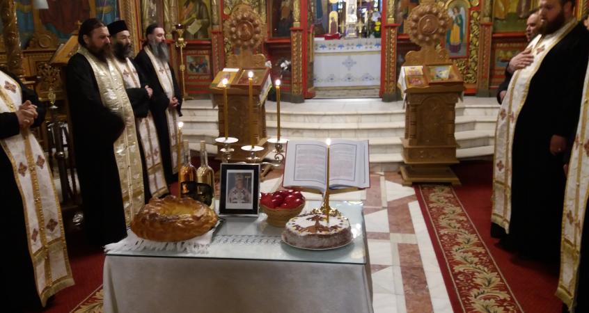 Episcopul Ioachim Mareş, pomenit la catedrala din Huşi Episcopul Ioachim Mareş, pomenit la catedrala din Huşi
