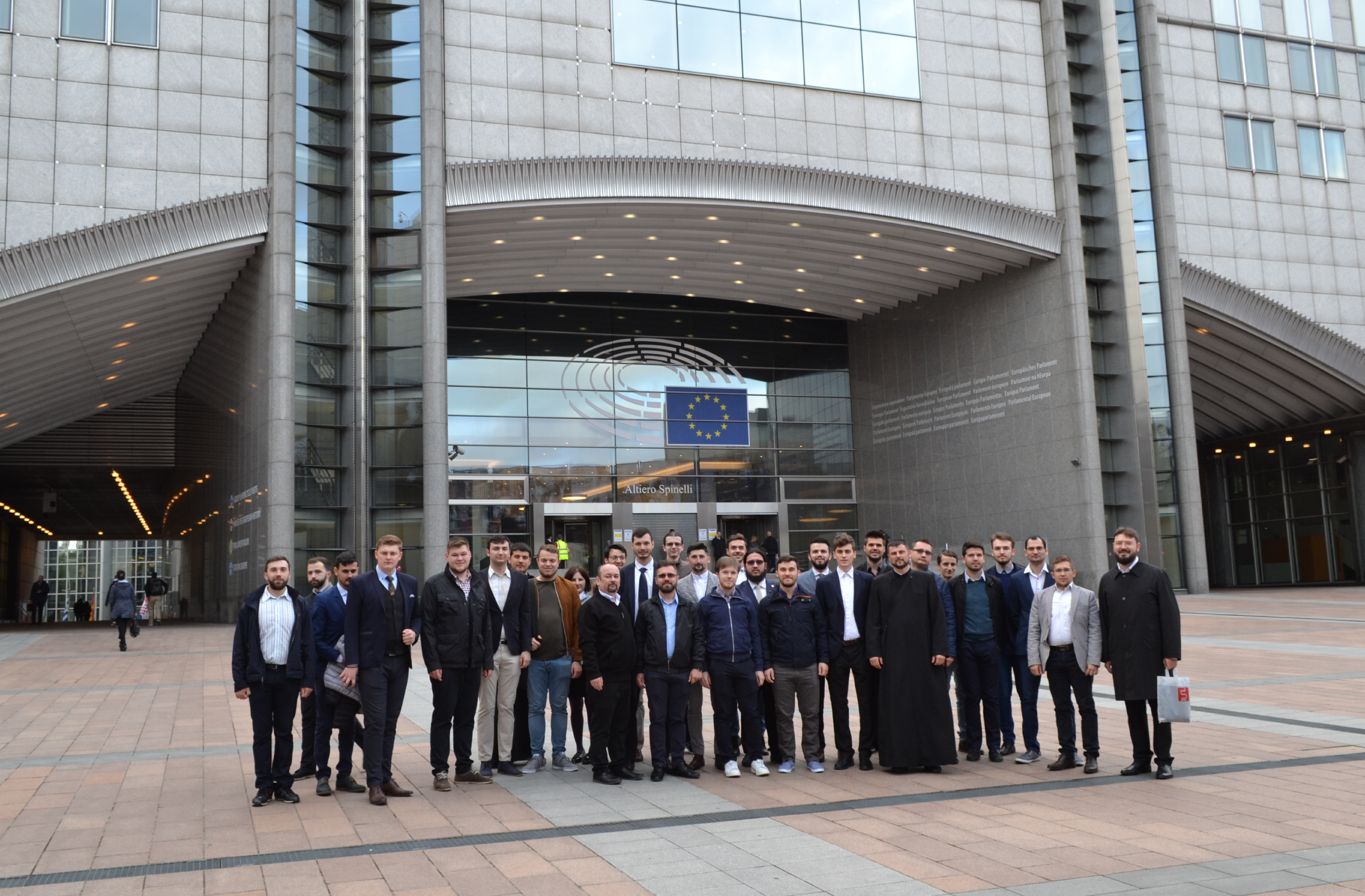 Masteranzi teologi, în vizită la Bruxelles