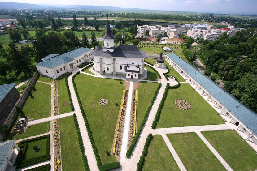 Alegeri în Adunarea eparhială a Arhiepiscopiei Romanului şi Bacăului