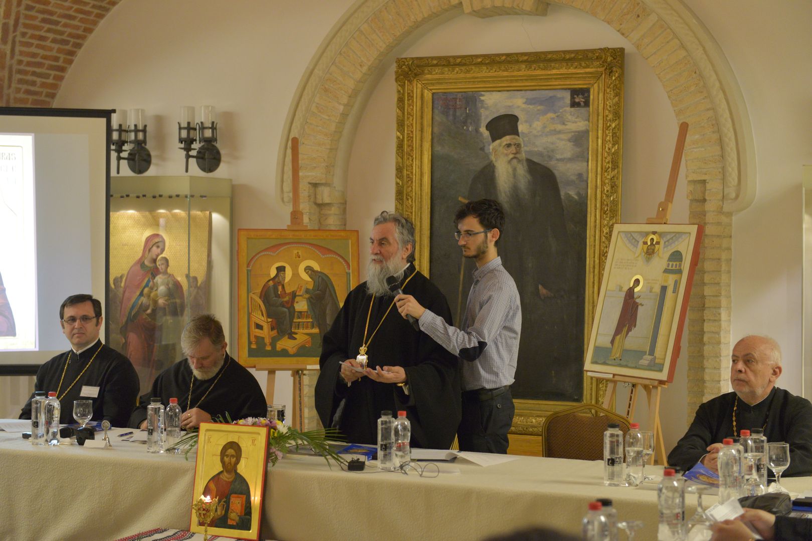 A început Colocviul Naţional de Teologie Dogmatică 2018 A început Colocviul Naţional de Teologie Dogmatică 2018