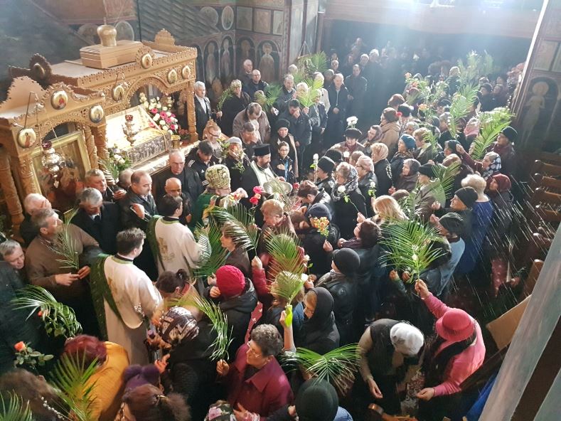 Denia din Sfânta şi Marea zi de Luni, la Roman