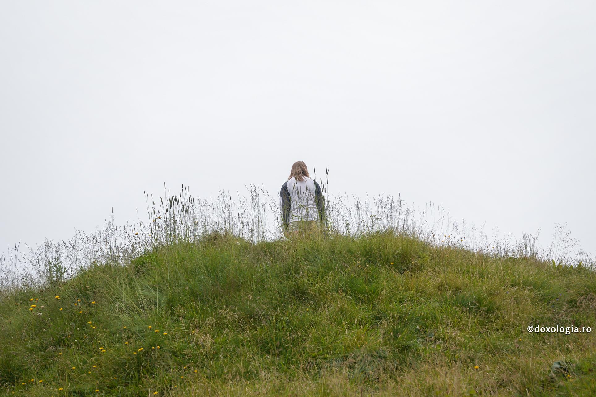 (Video) Cum să scăpăm de singurătate?