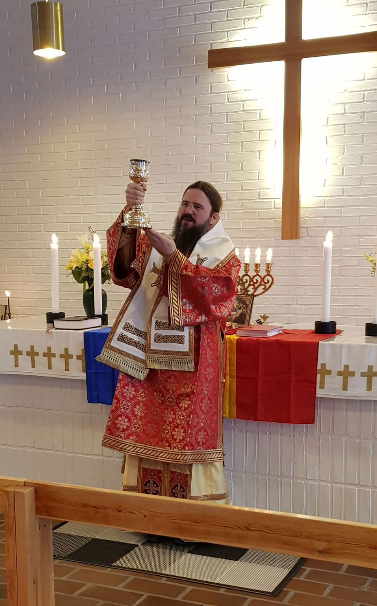 Părintele Episcop Macarie Drăgoi, în vizită la românii din Groenlanda