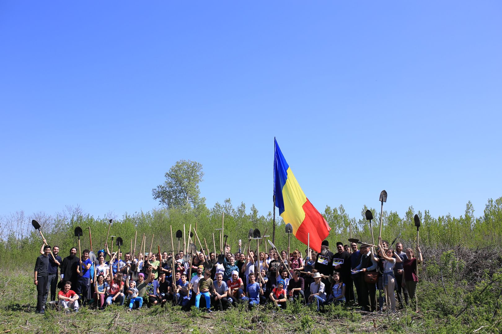 Voluntarii ATOR, ASCOR și Pro Vita Iași – Acțiune de împădurire în Prisăcani