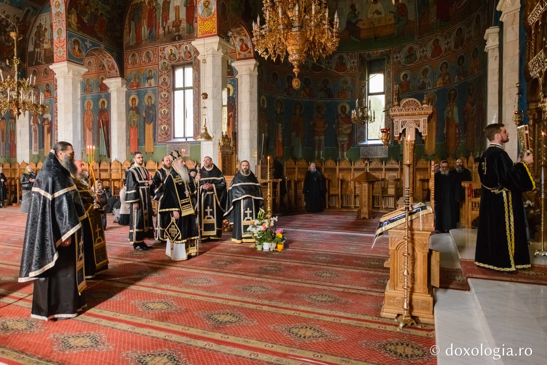 Părintele Vartolomeu Florea a fost înmormântat la Mănăstirea Sihăstria
