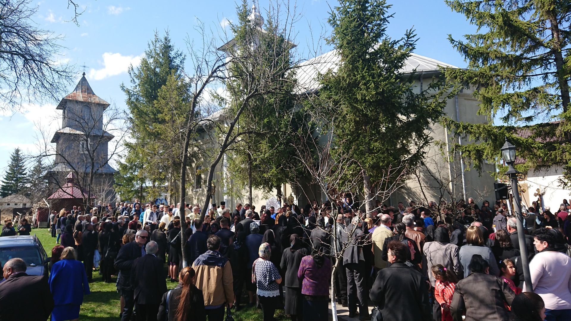 Părintele Dumitru Alexa a fost înmormântat în a treia zi de Paşti Părintele Dumitru Alexa a fost înmormântat în a treia zi de Paşti