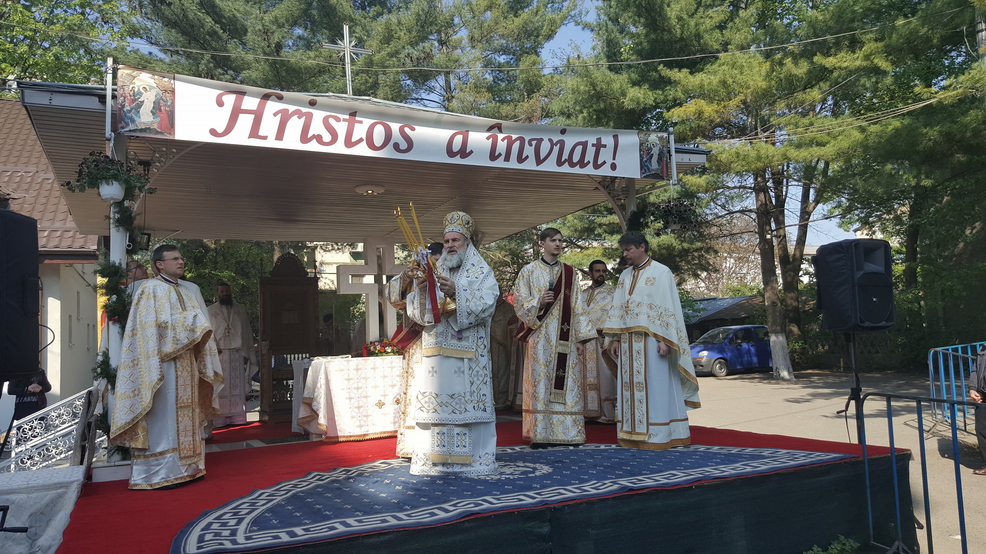 Liturghie arhierească la Parohia „Sfântul Gheorghe“ din Bacău