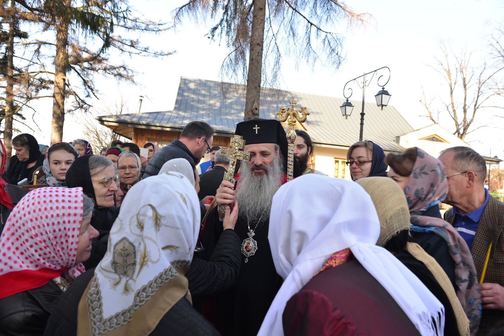 Mitropolitul Moldovei și Bucovinei a slujit la Mănăstirea Coșula – Botoșani