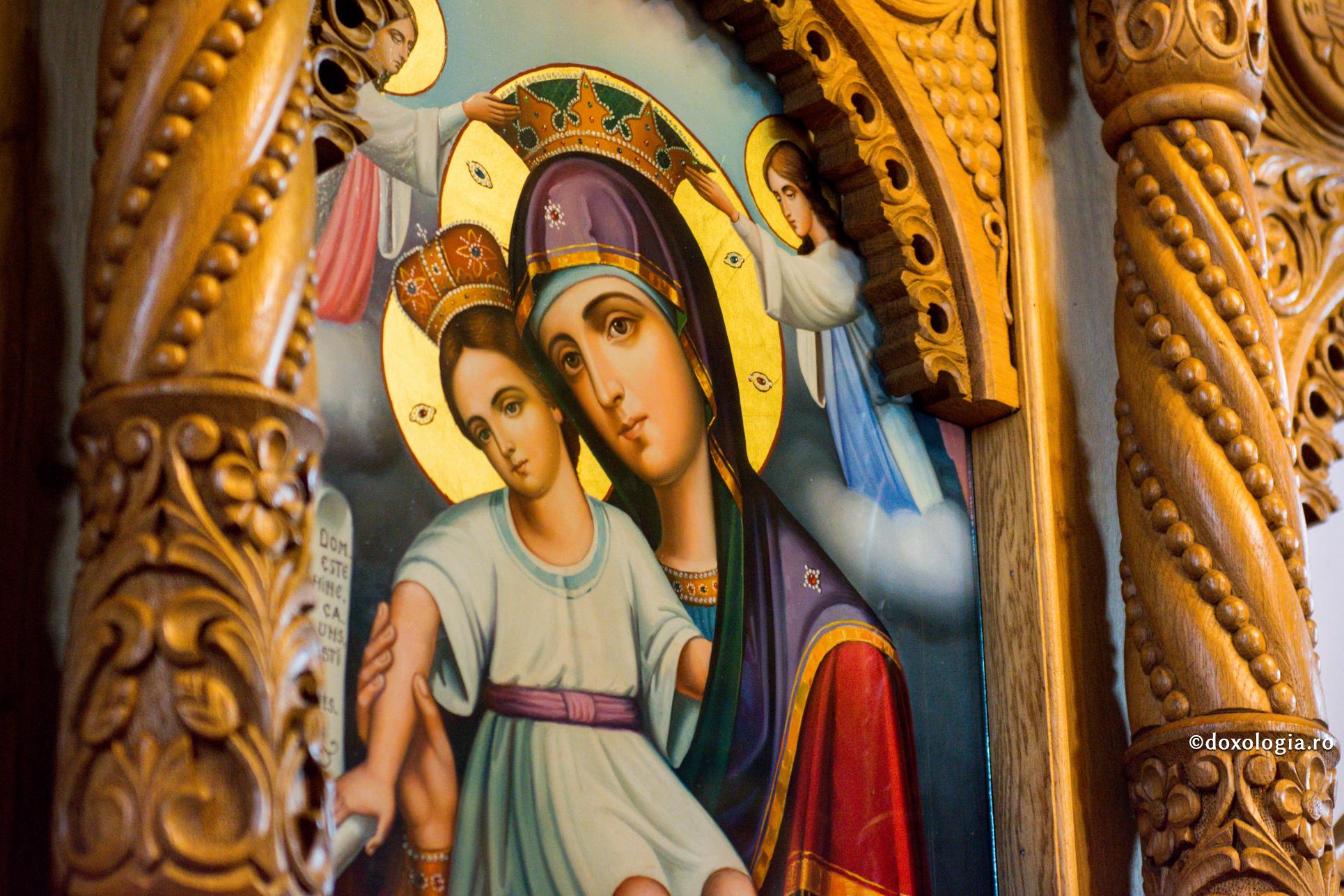 „Cine a strigat-o pe Maica Domnului, i-o fost bine!”