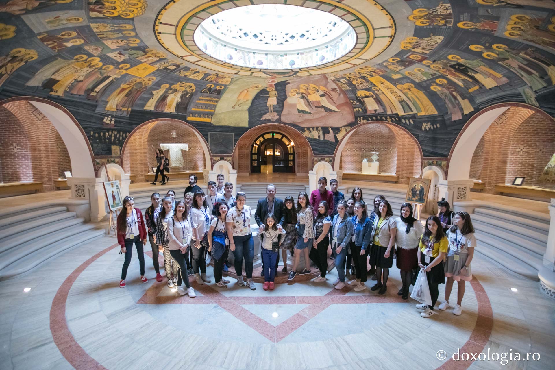 foto: pr. Silviu Cluci Olimpiada Națională de Religie 2018 – „prilej de meditație la felul în care înaintașii noștri și-au asumat moștenirea religioasă”
