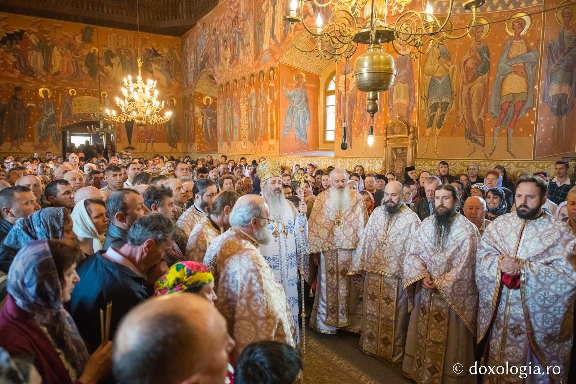 Sărbătoarea Izvorului Tămăduirii la Mănăstirea Horaița – Neamț