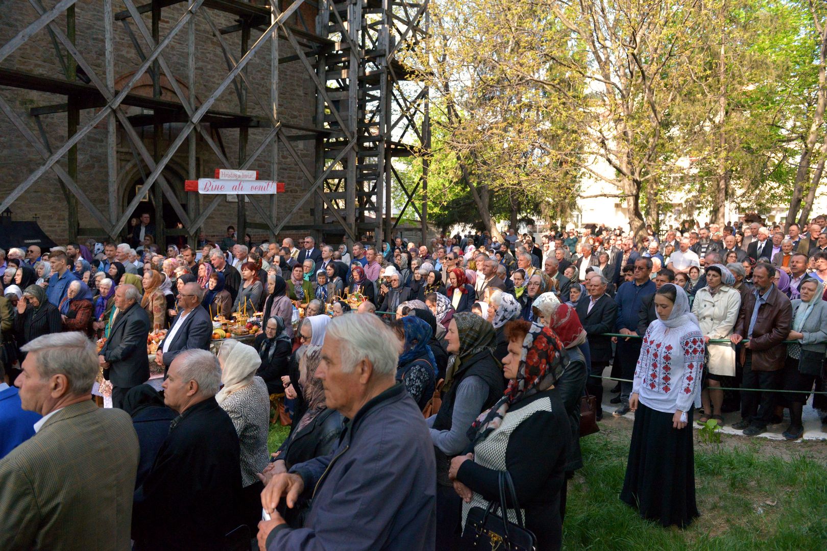 Mitropolitul Moldovei și Bucovinei dimpreună cu sute de botoșăneni la sărbătoarea Sfântului Mucenic Gheorghe