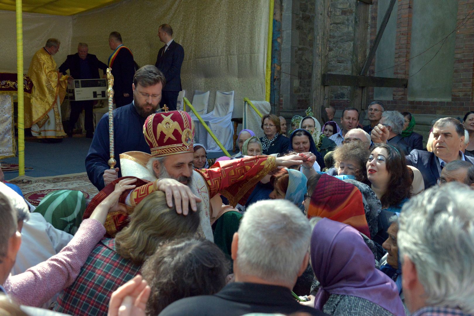 Mitropolitul Moldovei și Bucovinei dimpreună cu sute de botoșăneni la sărbătoarea Sfântului Mucenic Gheorghe
