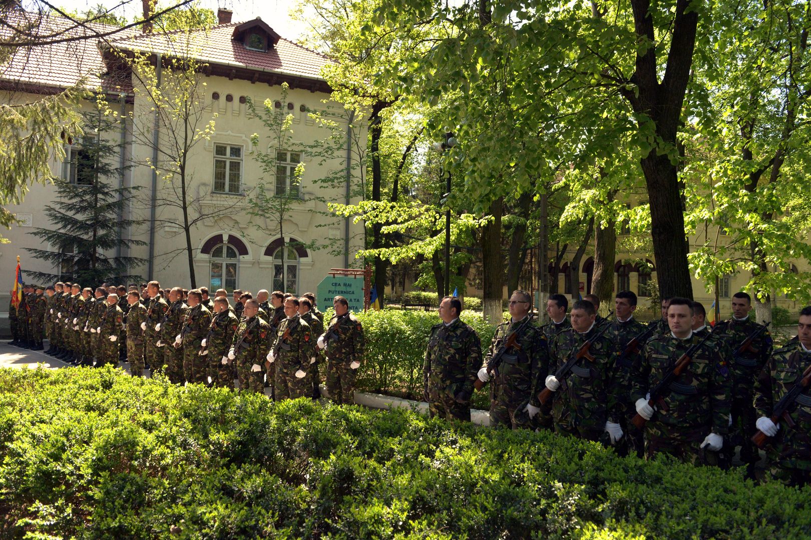 Mitropolitul Moldovei și Bucovinei dimpreună cu sute de botoșăneni la sărbătoarea Sfântului Mucenic Gheorghe